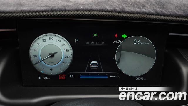 Hyundai Tucson (NX4) Gasoline 1.6 Turbo 2WD Inspiration 2021 — фото 8