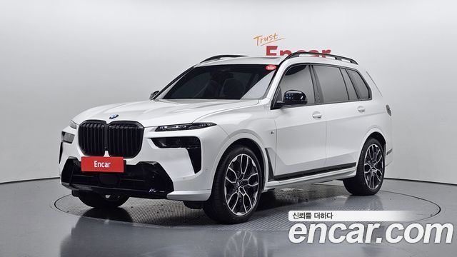 BMW X7 (G07) xDrive 40i M Sport 6STR 2025 — фото 1
