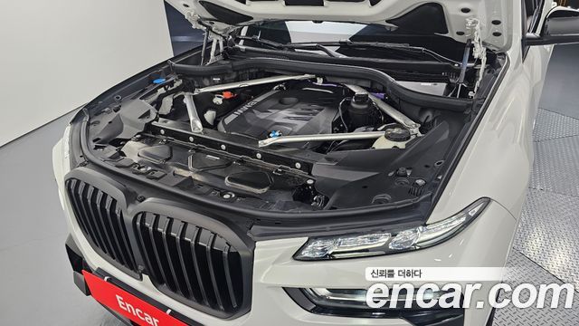 BMW X7 (G07) xDrive 40i M Sport 6STR 2025 — фото 6