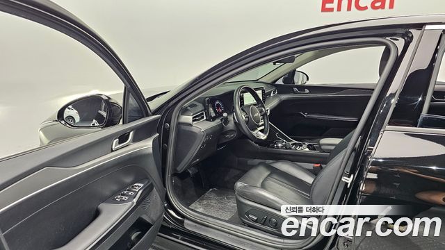 Kia K5 (III) 2.0 Prestige 2023 — фото 10