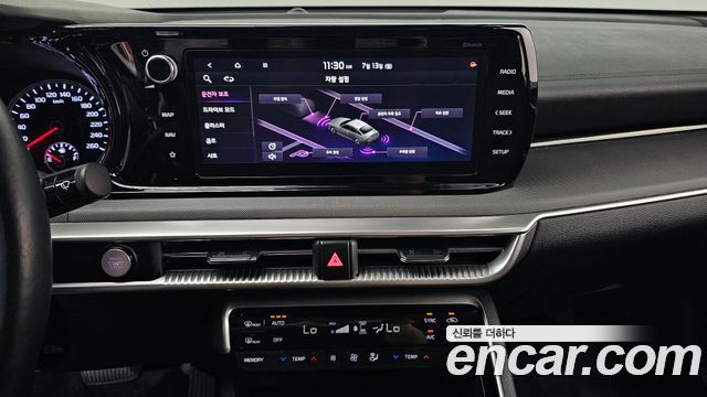 Kia K5 (III) 2.0 Prestige 2023 — фото 16