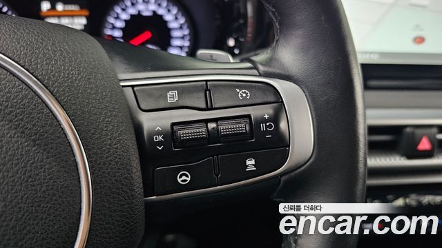 Kia K5 (III) 2.0 Prestige 2023 — фото 19