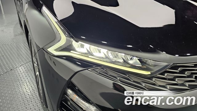 Kia K5 (III) 2.0 Prestige 2023 — фото 28