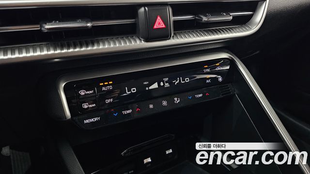 Kia K5 (III) 2.0 Prestige 2023 — фото 35