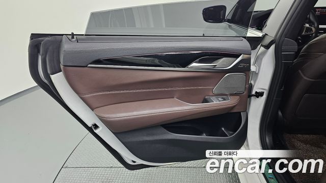 BMW 6 Series GT (G32) 630i xDrive M Sport 2024 — фото 25