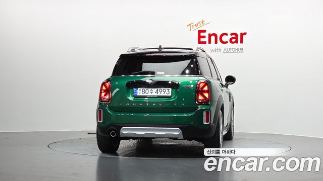 MINI Cooper Countryman Classic Plus Launch Pack 2nd Gen 2023 — фото 4