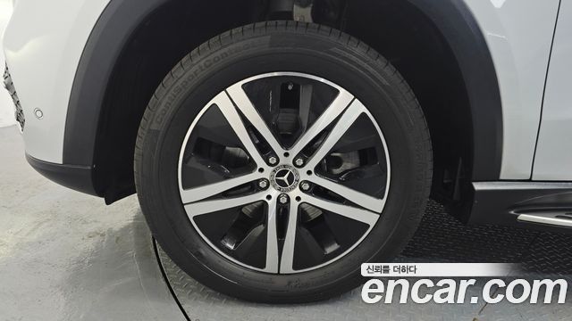 Mercedes-Benz GLE-Class (W167) GLE300d 4MATIC 2020 — фото 5