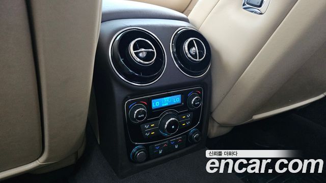Jaguar XJ 3.0D Premium Luxury LWB X351 2016 — фото 19