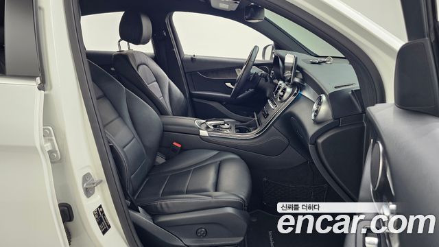 Mercedes-Benz GLC-Class (X253) GCL300 4MATIC Coupe 2019 — фото 11