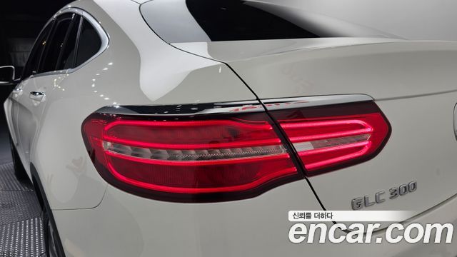 Mercedes-Benz GLC-Class (X253) GCL300 4MATIC Coupe 2019 — фото 23