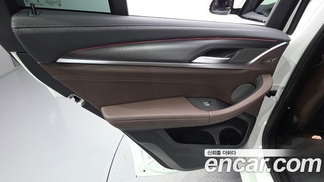 BMW X4 (G02) xDrive20i M Sport Pro Special Edition 2025 — фото 25