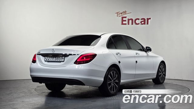 Mercedes-Benz C-Class (W205) C200 2019 — фото 2