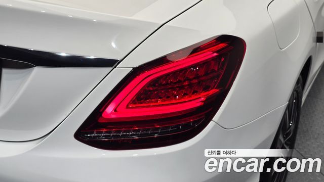Mercedes-Benz C-Class (W205) C200 2019 — фото 29