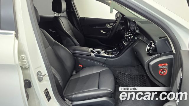 Mercedes-Benz C-Class (W205) C200 2019 — фото 32