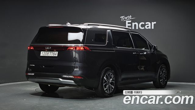 Kia Carnival (IV) Gasoline 9-Seater Signature 2023 — фото 2