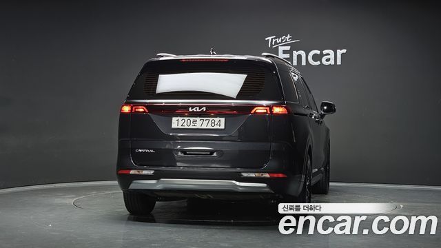 Kia Carnival (IV) Gasoline 9-Seater Signature 2023 — фото 4