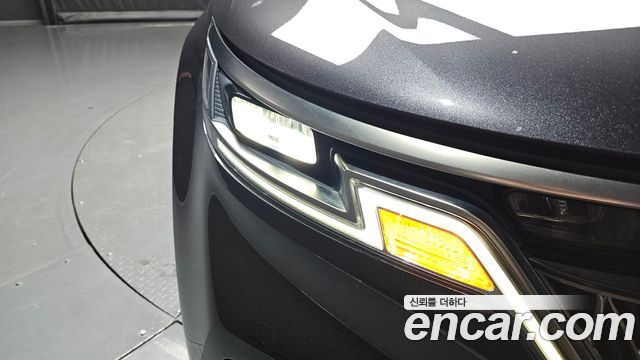 Kia Carnival (IV) Gasoline 9-Seater Signature 2023 — фото 22