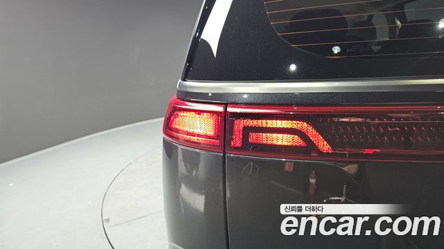 Kia Carnival (IV) Gasoline 9-Seater Signature 2023 — фото 23