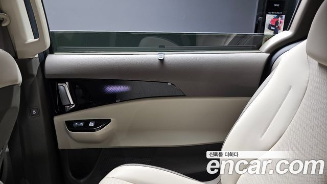 Kia Carnival (IV) Gasoline 9-Seater Signature 2023 — фото 25