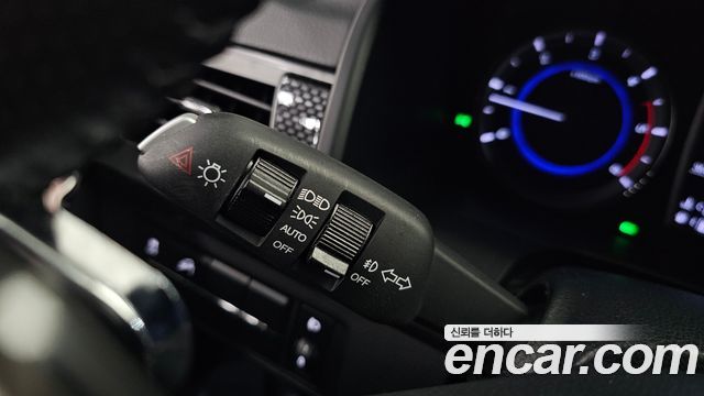 KG Mobility (SsangYong) Rexton Sports Khan Diesel 2.2 4WD Prestige 2021 — фото 19