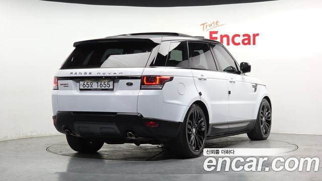 Land Rover Range Rover Sport (II) 4.4 SDV8 HSE Dynamic 2016 — фото 2