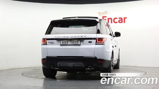 Land Rover Range Rover Sport (II) 4.4 SDV8 HSE Dynamic 2016 — фото 4