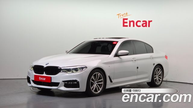 BMW 5 Series (G30) 520d M Sport package 2017 — фото 1