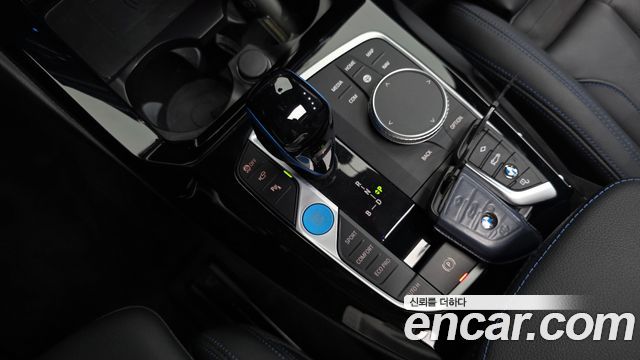 BMW iX3 M Sports 2023 — фото 9