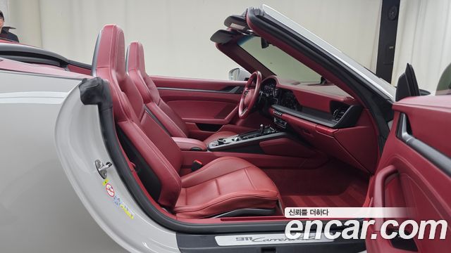Porsche 911 (992) Carrera 4S Cabriolet 2024 — фото 11