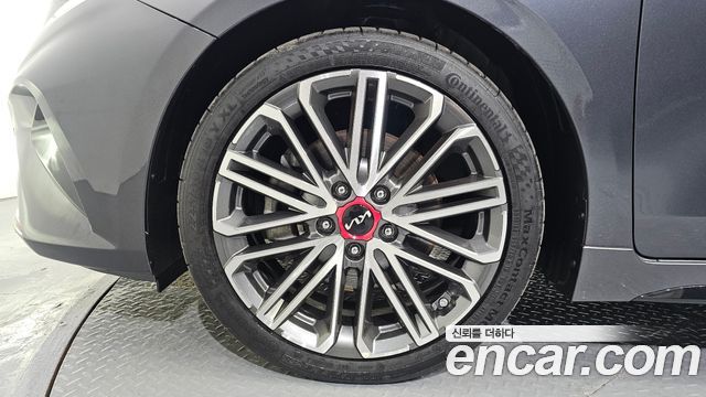 Kia K3 (II) 1.6 Turbo GT 5Door Signature 2023 — фото 5