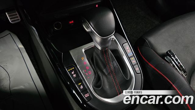 Kia K3 (II) 1.6 Turbo GT 5Door Signature 2023 — фото 9