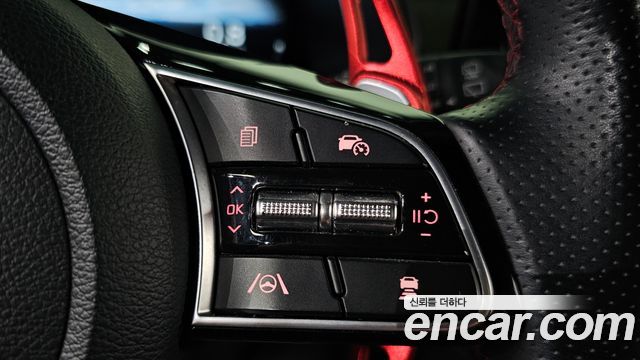 Kia K3 (II) 1.6 Turbo GT 5Door Signature 2023 — фото 17
