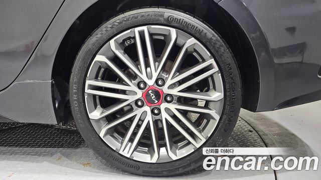 Kia K3 (II) 1.6 Turbo GT 5Door Signature 2023 — фото 21