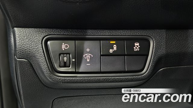 Kia K3 (II) 1.6 Turbo GT 5Door Signature 2023 — фото 27