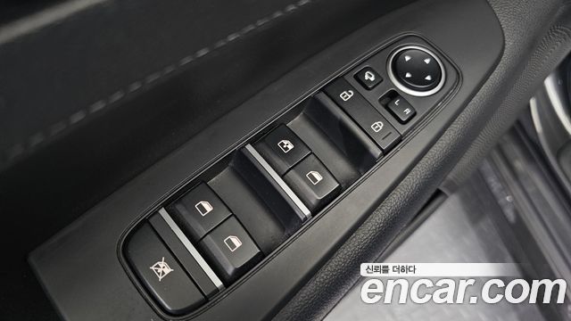 Kia K3 (II) 1.6 Turbo GT 5Door Signature 2023 — фото 29