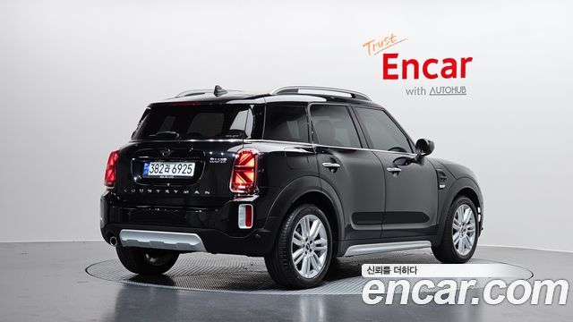 MINI Cooper Countryman Classic Plus Launch Pack 2nd Gen 2023 — фото 2