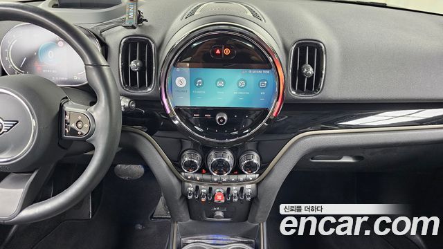 MINI Cooper Countryman Classic Plus Launch Pack 2nd Gen 2023 — фото 13