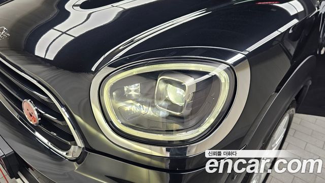 MINI Cooper Countryman Classic Plus Launch Pack 2nd Gen 2023 — фото 22
