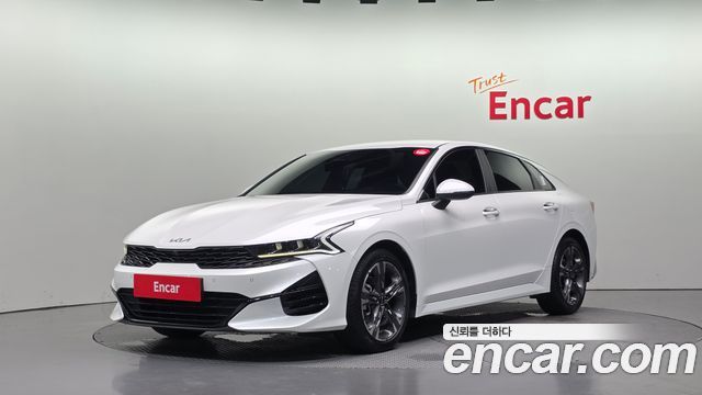 Kia K5 (III) 2.0 Noblesse 2022 — фото 1
