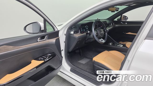 Kia K5 (III) 2.0 Noblesse 2022 — фото 12