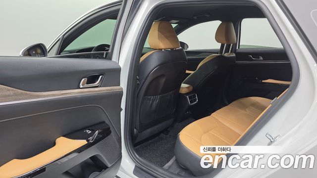 Kia K5 (III) 2.0 Noblesse 2022 — фото 18