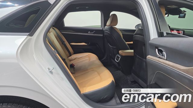 Kia K5 (III) 2.0 Noblesse 2022 — фото 19
