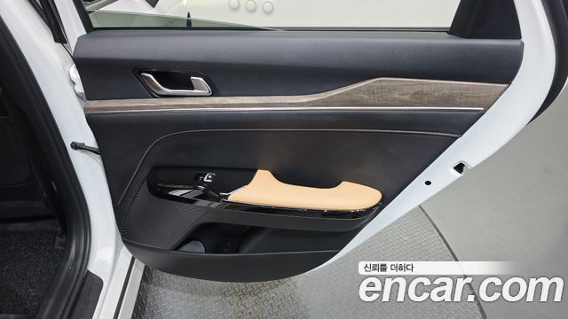 Kia K5 (III) 2.0 Noblesse 2022 — фото 25