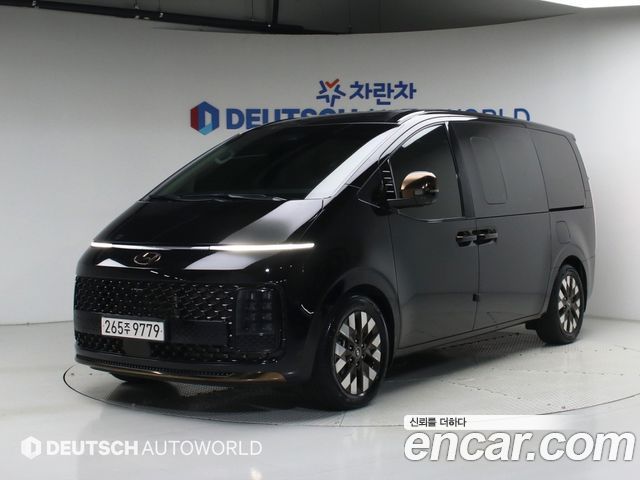 Hyundai Staria 4WD Lounge 9-Seater Inspiration 2024 — фото 1