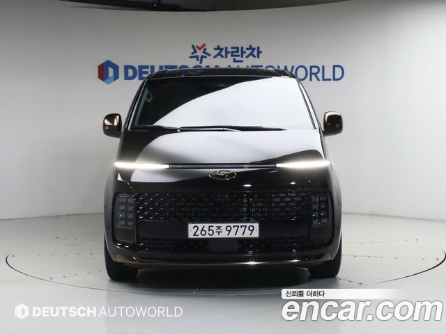 Hyundai Staria 4WD Lounge 9-Seater Inspiration 2024 — фото 3