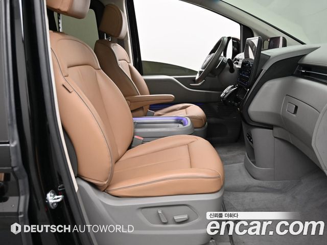 Hyundai Staria 4WD Lounge 9-Seater Inspiration 2024 — фото 10