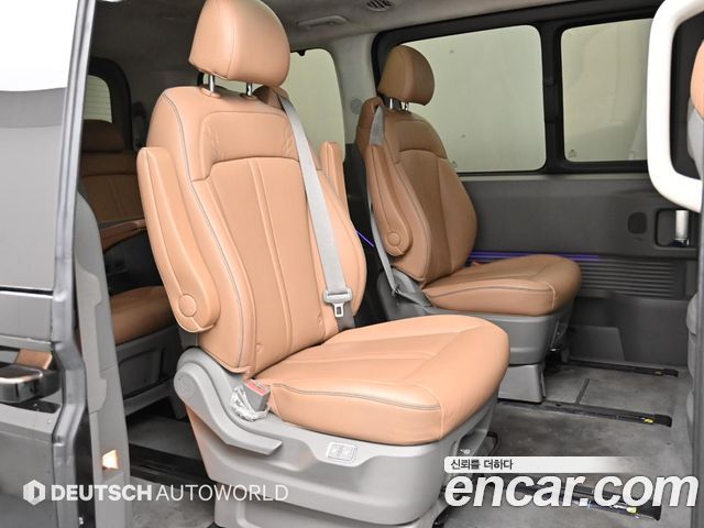 Hyundai Staria 4WD Lounge 9-Seater Inspiration 2024 — фото 16