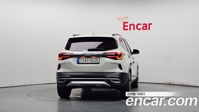 Kia Seltos Gasoline 1.6 Turbo 2WD Gravity 2023 — фото 4