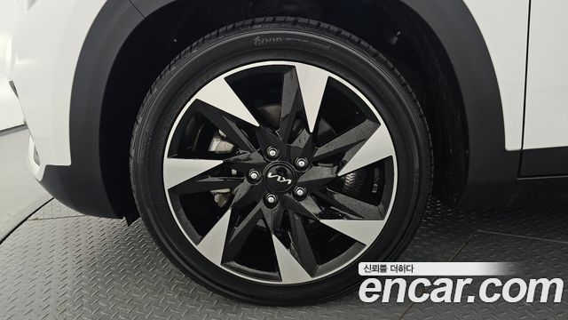 Kia Seltos Gasoline 1.6 Turbo 2WD Gravity 2023 — фото 5