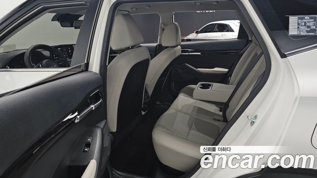 Kia Seltos Gasoline 1.6 Turbo 2WD Gravity 2023 — фото 12